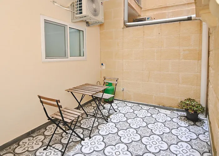 Apartment Maisonette 2 *